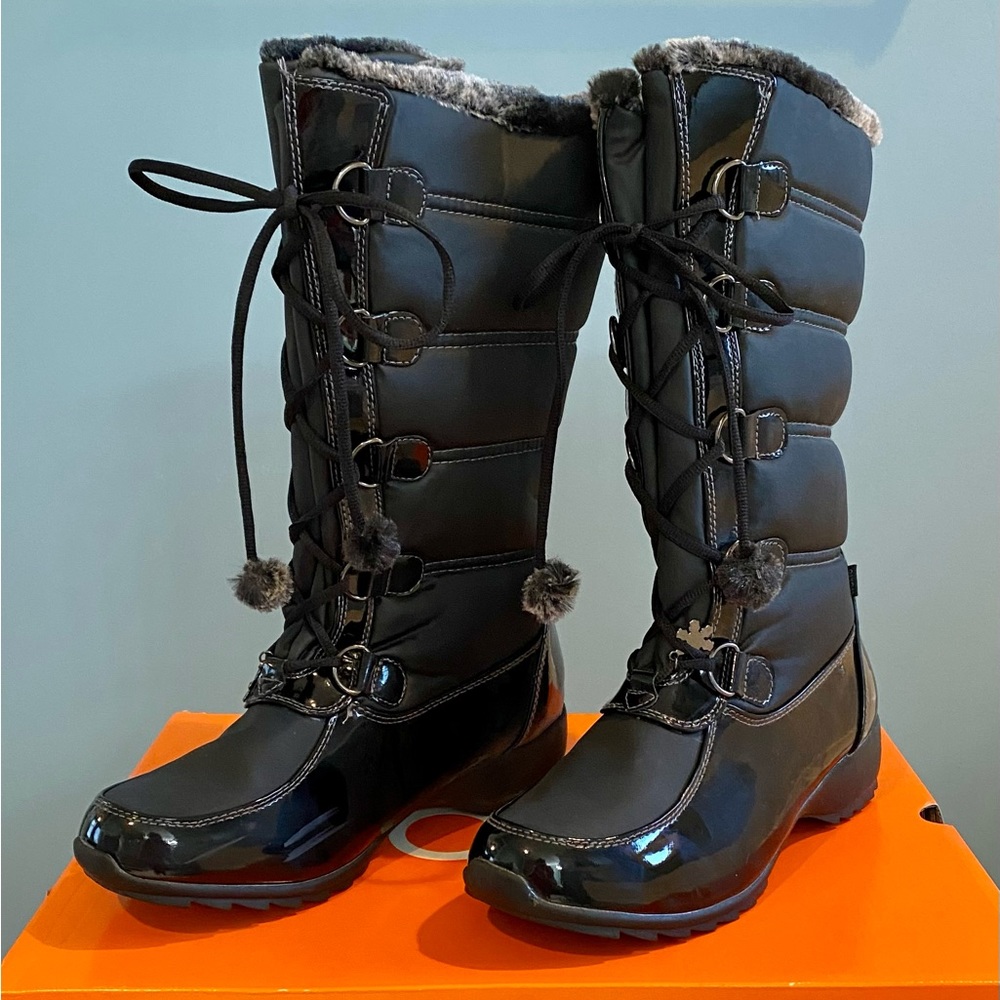 Sporto black winter boots.